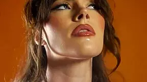 Sexy teen model strips leggings bubble butt posing all natural curves 😍🔥