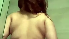 wanna see heluvvvkelo twerk her big ass and spread pussy?