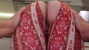 my hot cleaner lady in leggings takes my tip deep no complaints just pure kitchen pounding 😏🍑