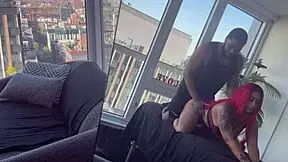 i got surprised by ebony masseuse's big ass worship during massage