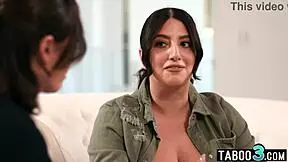 BBW Arab MILF Soldier Sarah Fingers Lesbian Commanding Officer