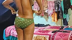 Girlfriend changes clothes... i bend her over doggy and creampie deep