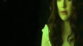 Dakota Fanning virgin bride craves old man's cock first time?