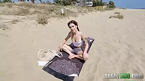 agatha's yoga session sparks steamy beach hookup! 🔥🍑