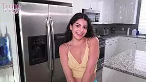 Stepdaughter teases thick ass for stepdad's hot creampie fill