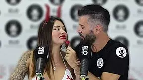 Sara Blonde spills all in Argentine ELO podcast spicy room interview