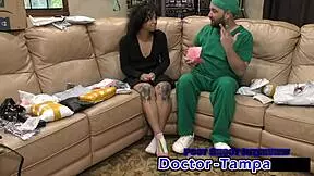 Dr Tampa's Tampa Uni Exam: Nicole Luva Spreads in Latex!