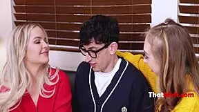 damn boyfriend fucks mommy milf wife and friend too good!