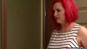 redhead shemale teen begs for that big dildo deep in her ass?