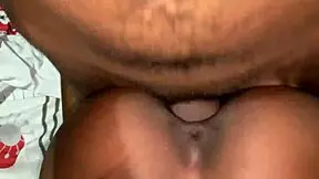 follé coño de mi jefa sola en oficina mmm