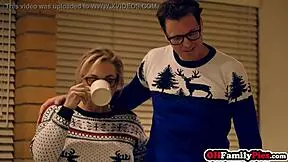 kenzie reeves toys her pussy with dildo before angel smashes her smalls on christmas night 🎄🍆