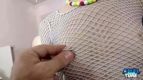 nasty 19yo milf takes deep anal breeding!