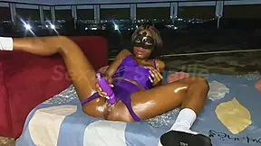 i'm so fucking horny playing with my wet teen pussy in the uber squirt