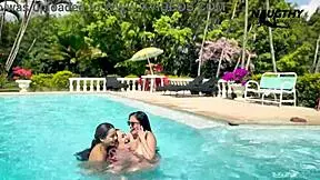 i love watching these latina milf lesbians lick pussy by the pool