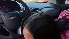 Kriok catches novinha sucking cock in car daylight turns into face fuck