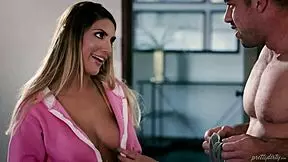 Virgin 19yo babe craves stepbro's monster cock deep