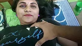 Hey horny desi couple kissin caressin in bed now assplay time too 😘🍑💦