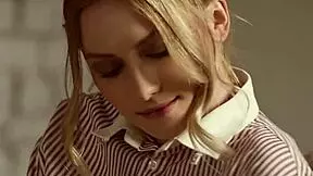 WOW, PETITE BLONDE GERDA RUBIA FLASHES TITS AND PUSSY NAKED!