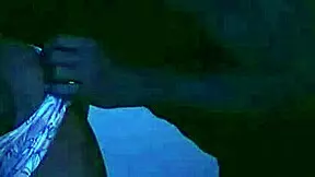 hermanastros cachondos follan rico en casa vacía padres fuera shaking asses wild