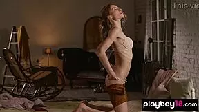 WOW, PETITE BLONDE GERDA RUBIA FLASHES TITS AND PUSSY NAKED!