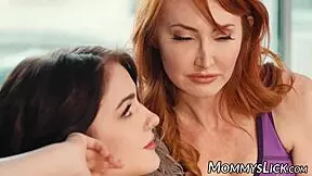 omg kendra james fingers stepdaughter rosalyn's wet pussy good 😈💦