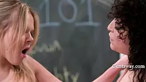 Cheerleader rivals Coco Lovelock scissor petite cunts