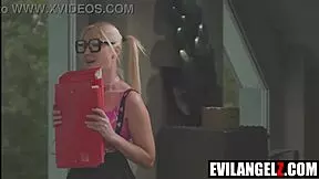 perverted secretaries raul costa lumi ray claire roos suck hard