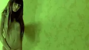 Hot Girlfriend Teases in Tight Jeans Before Wild Fuck