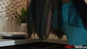 Alien Teen XXX - Unique 18+ Clips