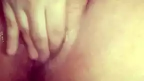 Novinha's juicy pussy and perfect tits get me so hard!