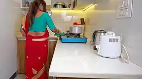 pinki bhabhi strips saree bathroom hard fuck creampie 💦🔥