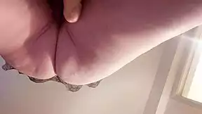 watch me masterbate with this huge dildo till i squirt all over pussy close up milf slut style