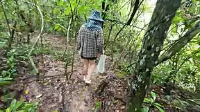 i was out picking mushrooms in tha forest and suddenly gotta pee so bad thai voice 4k