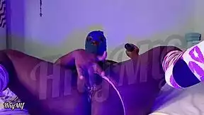 oh god i'm so horny watching this milf vibe her pussy solo at home