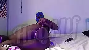 oh god i'm so horny watching this milf vibe her pussy solo at home