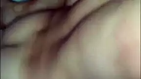 Trabalhando... e dois colegas fodem minha esposa gostosa!! Ai que delícia...