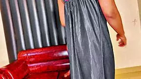 wanna see three hot babes in wet ffm threesome with anal doggystyle and squirting?