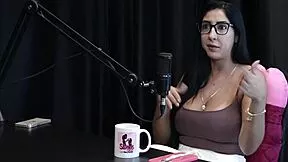 Renatinha Melo Leaked Live On XVideos Gives Swinger Tips While Repressed In Marriage Sheer Red