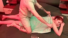 Intense Amateur Massage Leads to Facial Cumshot Italian