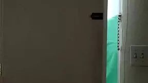amazing lezzies strapon fuck and finger wildly 💦👭