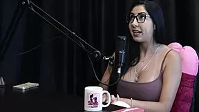 Renatinha Melo Leaked Live On XVideos Gives Swinger Tips While Repressed In Marriage Sheer Red