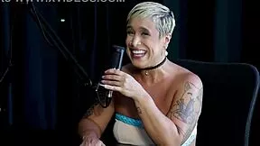 Loira Pelada Gets Sensual Massage After Regretful Night Out