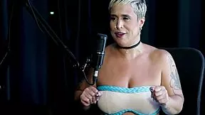 Loira Pelada Gets Sensual Massage After Regretful Night Out