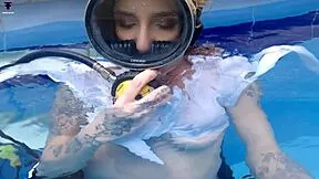 Scooba diving with sexy Ashlee Rose turns into underwater pool tease