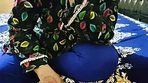 my desi stepmom's teaching me sex with her wet pussy and big tits in the bedroom 😍💦