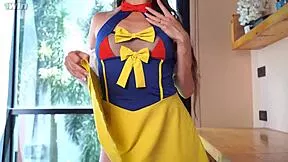 Disney Princess Gets Roughly Fucked to Shaking Big Orgasm