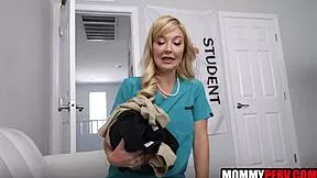 Step mom yoga leggings ripped open during intense fingering session