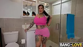 Bubble Butt Petite Takes BBC Valentine Vixen Kaby Snow Taboo