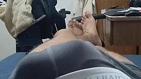 i'm jerking my huge cock day 4 of 365 feels so good