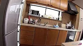 Curvy Japanese teen begs classmate for quick creampie in hairy pussy?